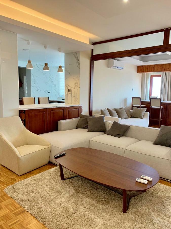 Modern 2 Bed Room Large Apartment Nicosia Exterior photo